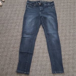 Ymi wanna betta butt jeans